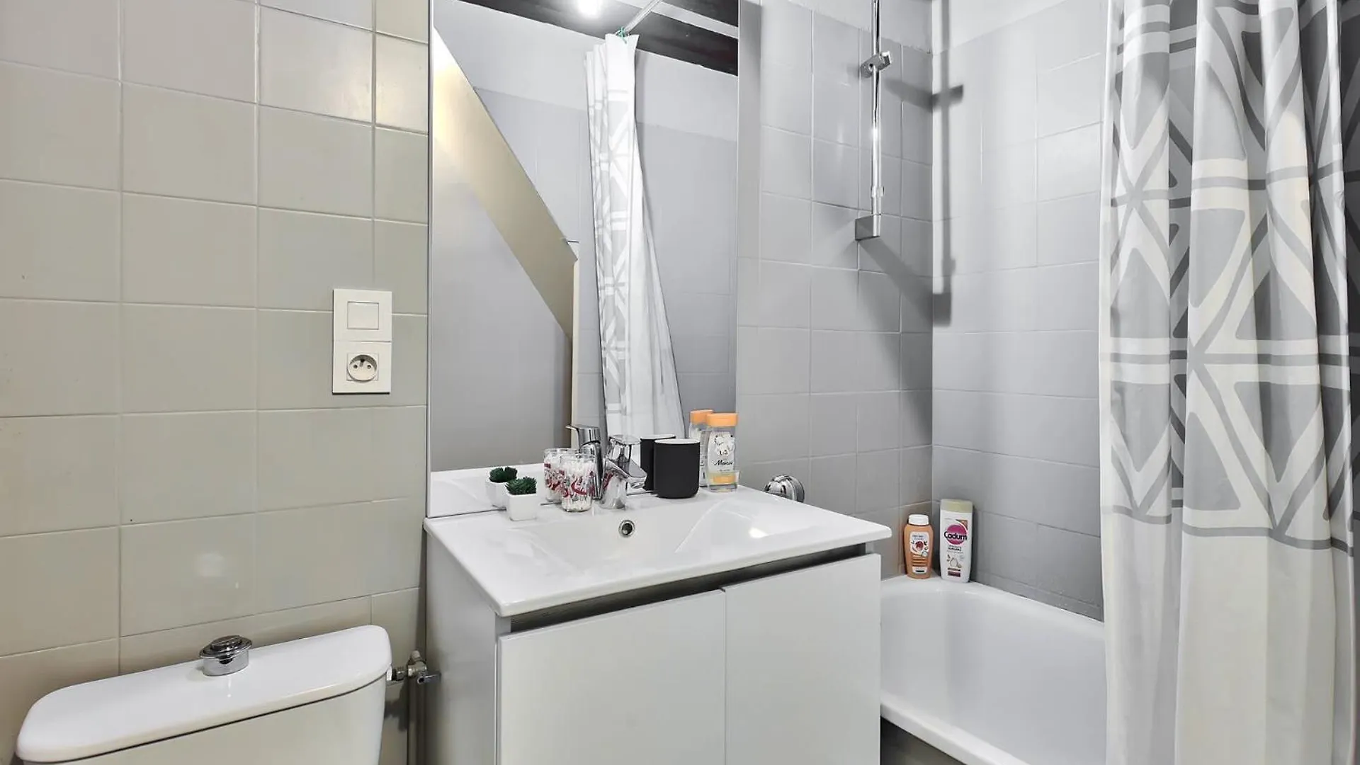 Le Chaleureux Bressan Apartment Bourg-en-Bresse